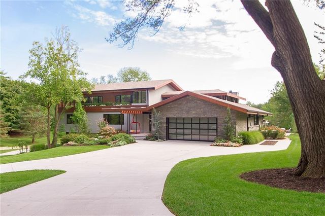 9309 High Drive, Leawood, KS 66206