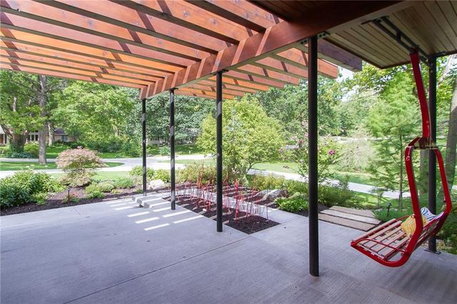 9309 High Drive, Leawood, KS 66206