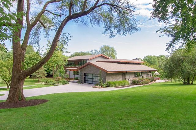 9309 High Drive, Leawood, KS 66206