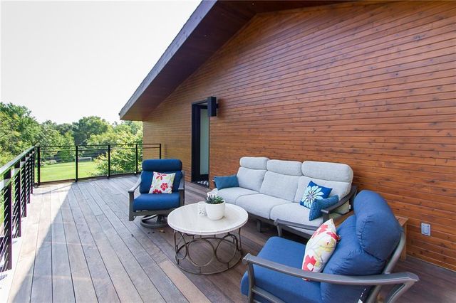 9309 High Drive, Leawood, KS 66206