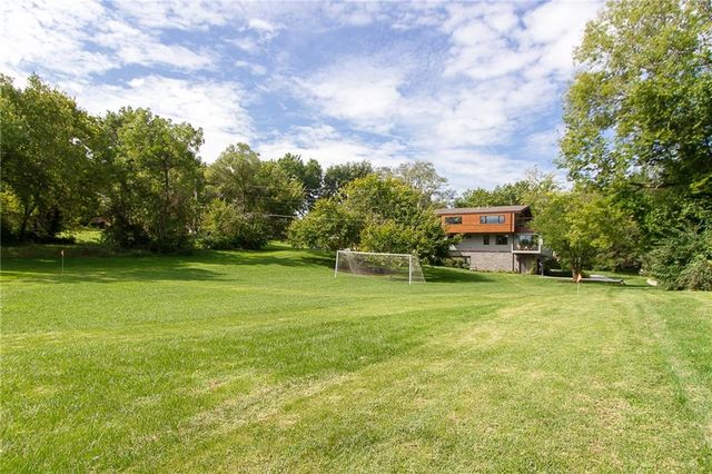 9309 High Drive, Leawood, KS 66206