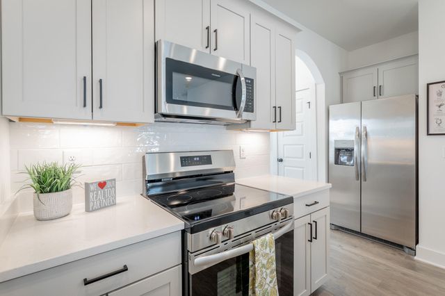 1656 S Watkins Street, Chattanooga, TN 37404