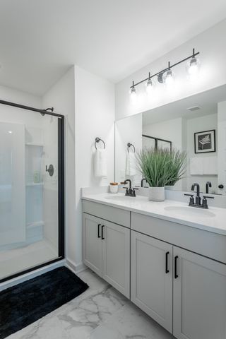 1656 S Watkins Street, Chattanooga, TN 37404