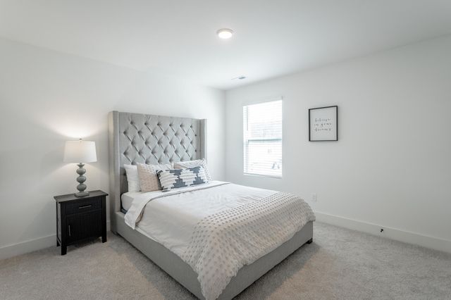 1656 S Watkins Street, Chattanooga, TN 37404