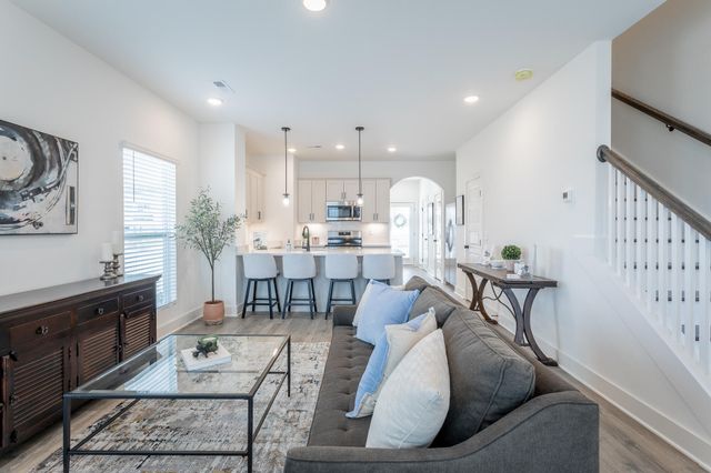 1656 S Watkins Street, Chattanooga, TN 37404