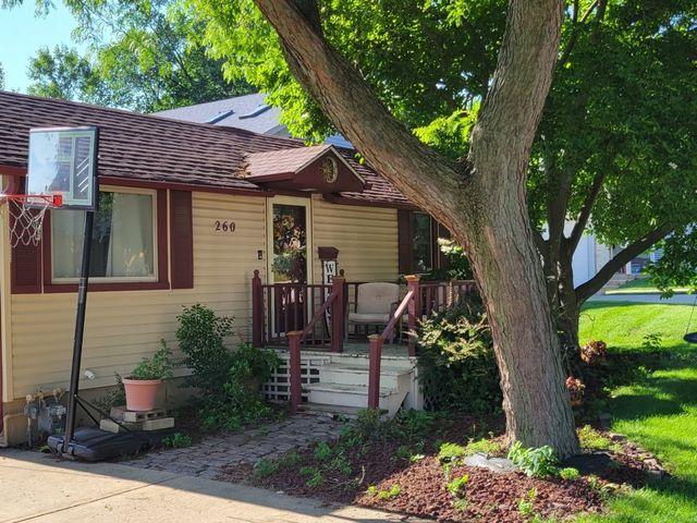 260 S Aldine Street, Elgin, IL 60123