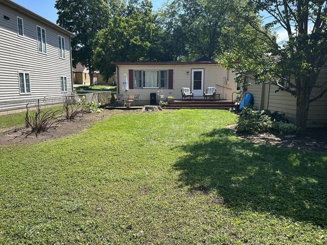260 S Aldine Street, Elgin, IL 60123