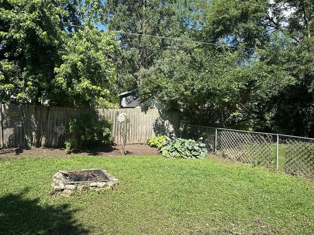 260 S Aldine Street, Elgin, IL 60123