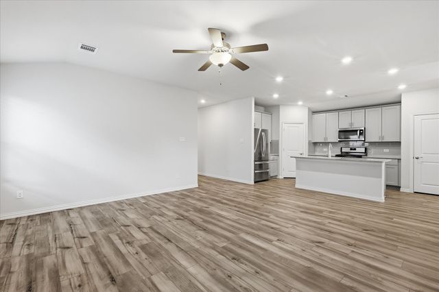 2821 Bursera Lane, Fort Worth, TX 76108