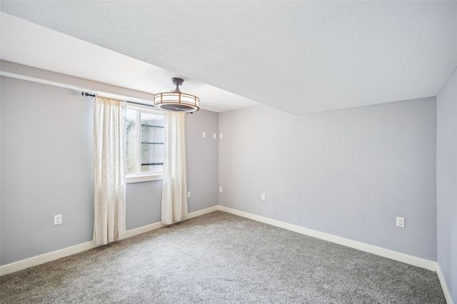 160 SE Dillon Drive, Waukee, IA 50263