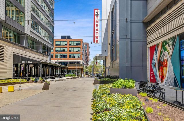 7802 BIRNAM WOOD DR, Mclean, VA 22102