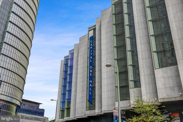 7802 BIRNAM WOOD DR, Mclean, VA 22102