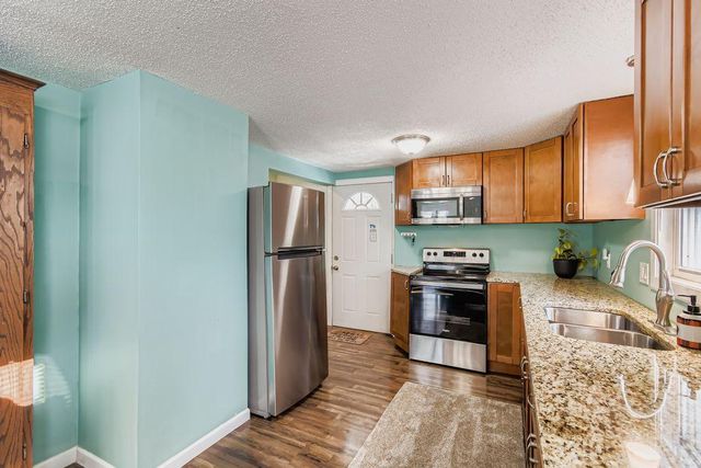 1728 Abell Street, Maplewood, MN 55117