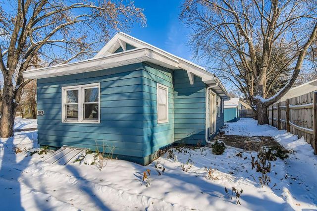 1728 Abell Street, Maplewood, MN 55117