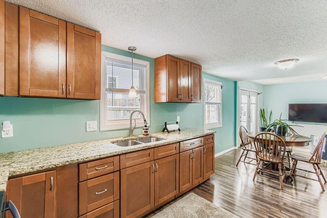 1728 Abell Street, Maplewood, MN 55117