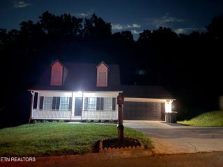 6000 Warrenpark Lane, Knoxville, TN 37912