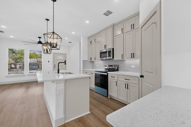 103 Cherokee Street, Terrell, TX 75160