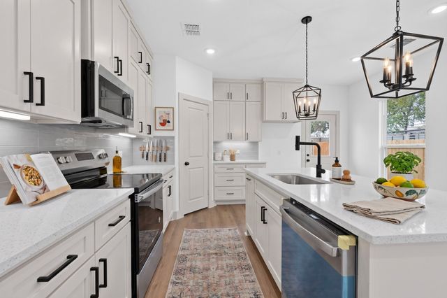 103 Cherokee Street, Terrell, TX 75160