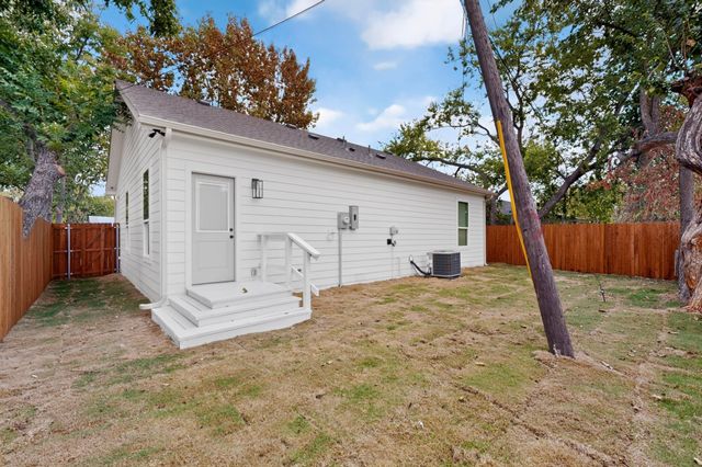 103 Cherokee Street, Terrell, TX 75160