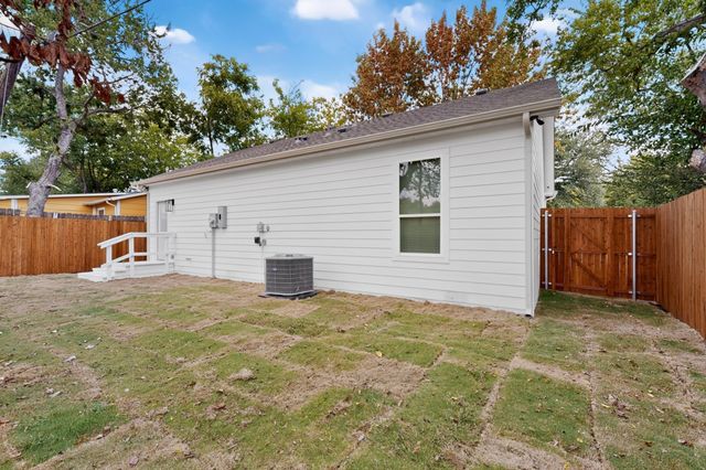 103 Cherokee Street, Terrell, TX 75160