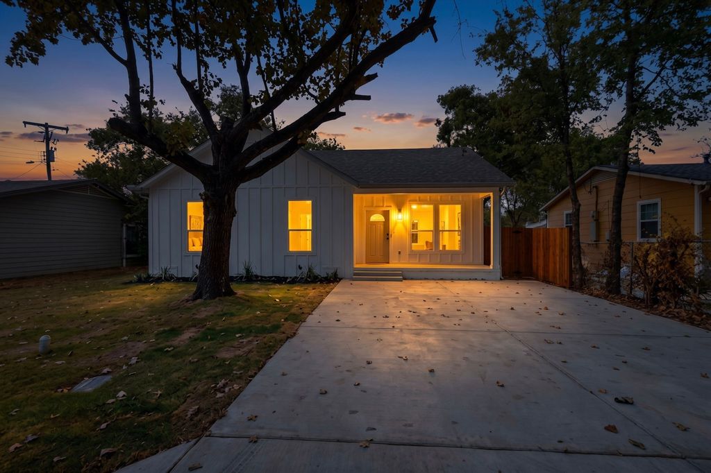 103 Cherokee Street, Terrell, TX 75160