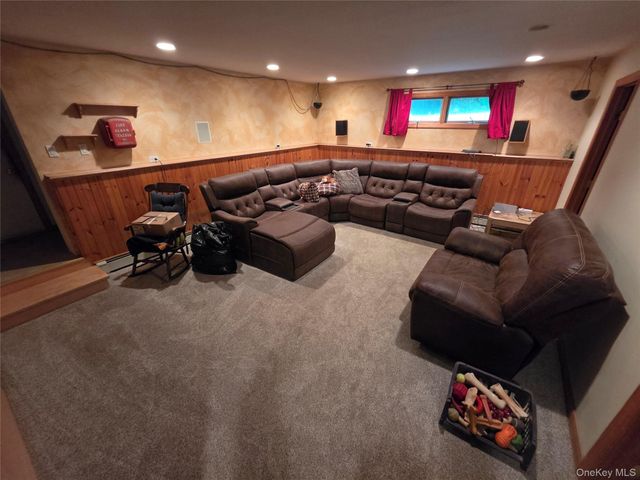 1248 Lakes Road, Monroe, NY 10950
