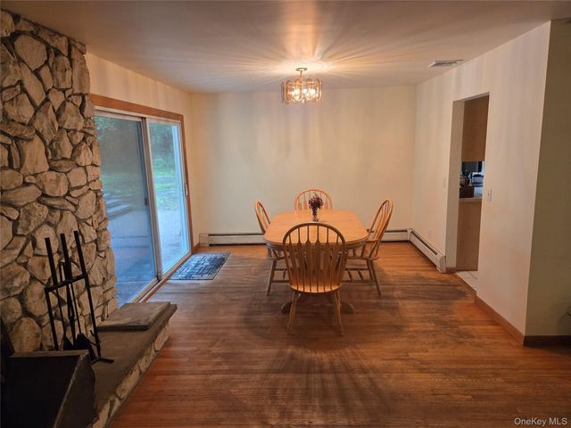 1248 Lakes Road, Monroe, NY 10950