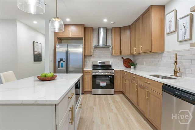 1217 E 34TH Street, Savannah, GA 31404
