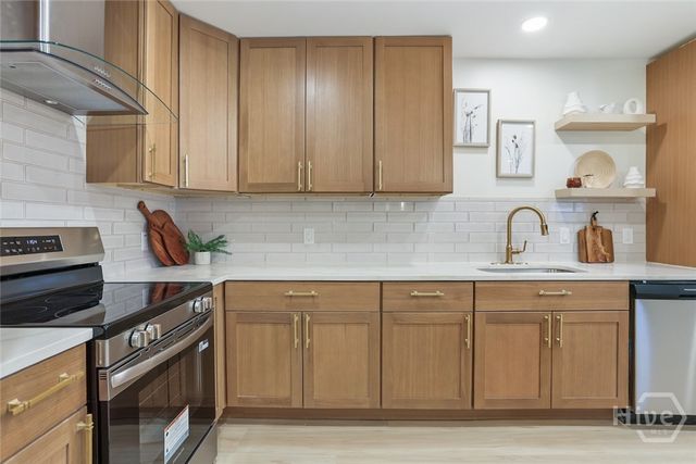 1217 E 34TH Street, Savannah, GA 31404