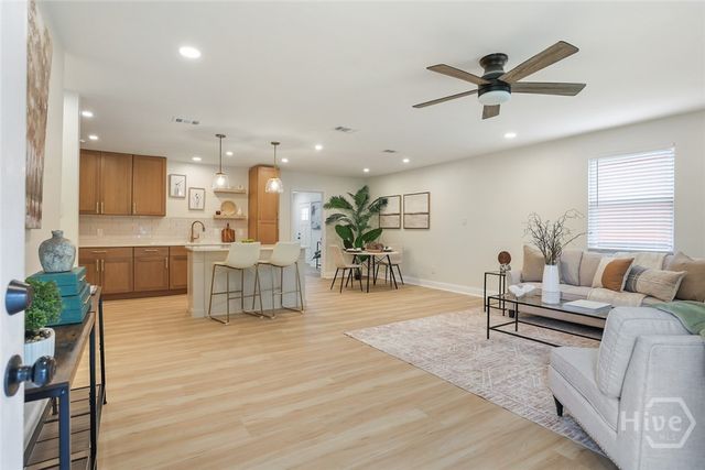 1217 E 34TH Street, Savannah, GA 31404