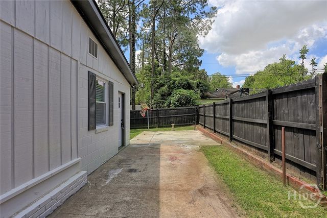 1217 E 34TH Street, Savannah, GA 31404
