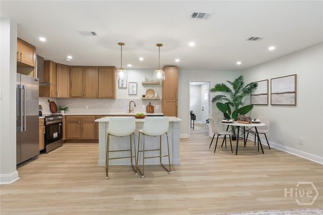1217 E 34TH Street, Savannah, GA 31404