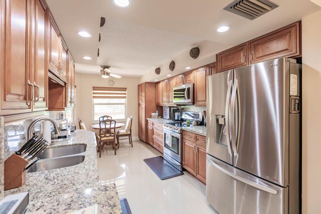 1606 Abaco Drive H4, Coconut Creek, FL 33066