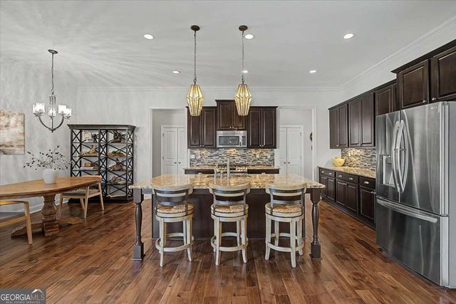 1067 Merrivale Chase, Roswell, GA 30075