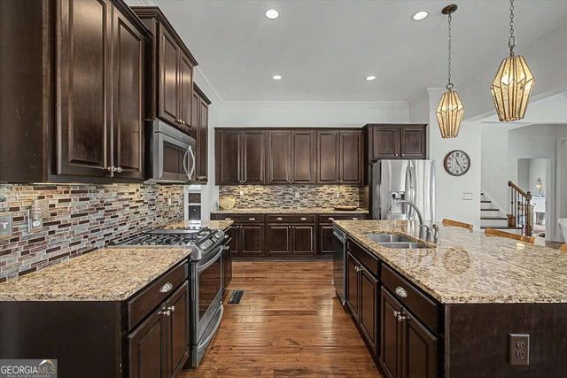 1067 Merrivale Chase, Roswell, GA 30075