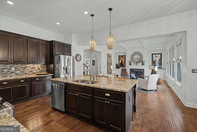 1067 Merrivale Chase, Roswell, GA 30075