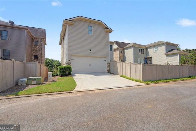 1067 Merrivale Chase, Roswell, GA 30075