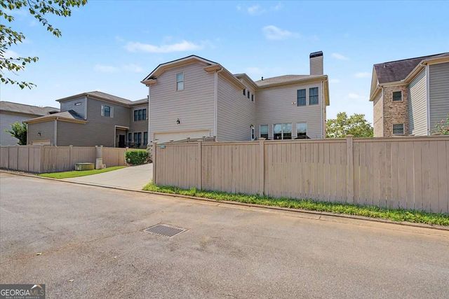 1067 Merrivale Chase, Roswell, GA 30075
