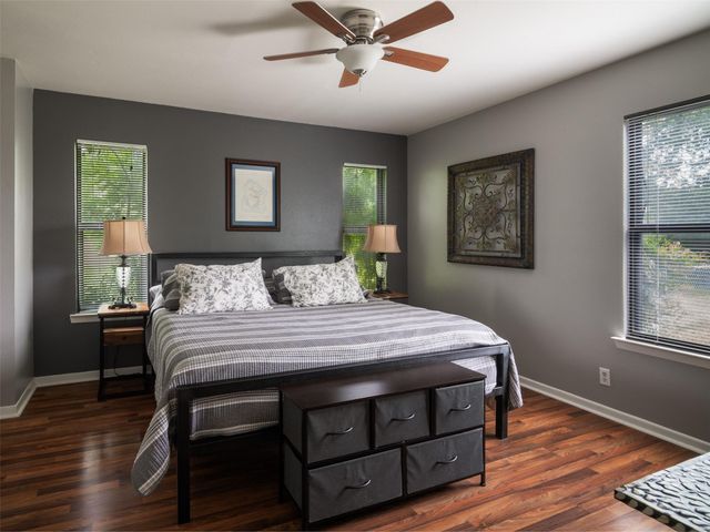 191 Bonnie DR, Dripping Springs, TX 78620
