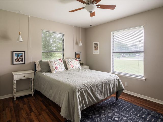 191 Bonnie DR, Dripping Springs, TX 78620