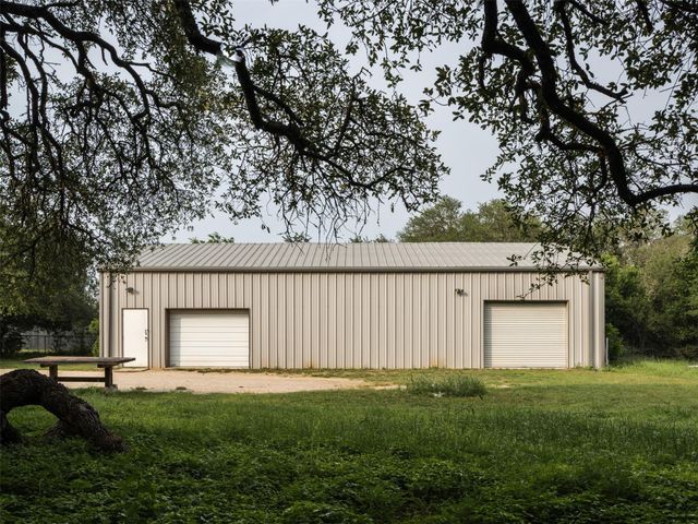 191 Bonnie DR, Dripping Springs, TX 78620