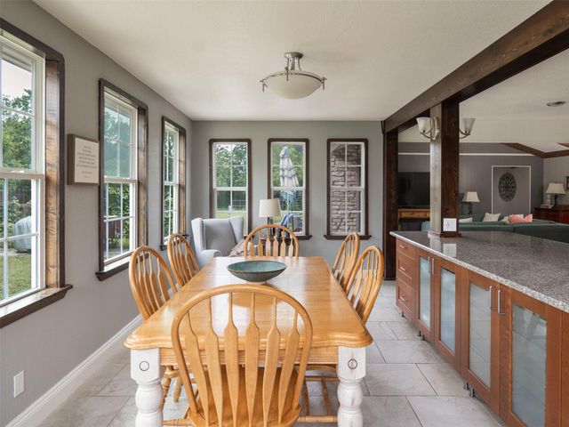 191 Bonnie DR, Dripping Springs, TX 78620