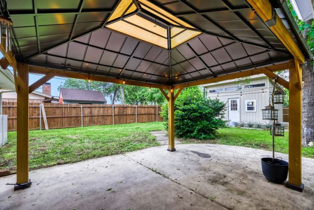 405 College Avenue, Keller, TX 76248