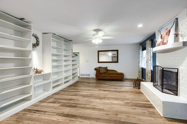 405 College Avenue, Keller, TX 76248