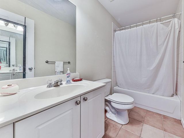 597 Lincolnwood Lane, Acworth, GA 30101