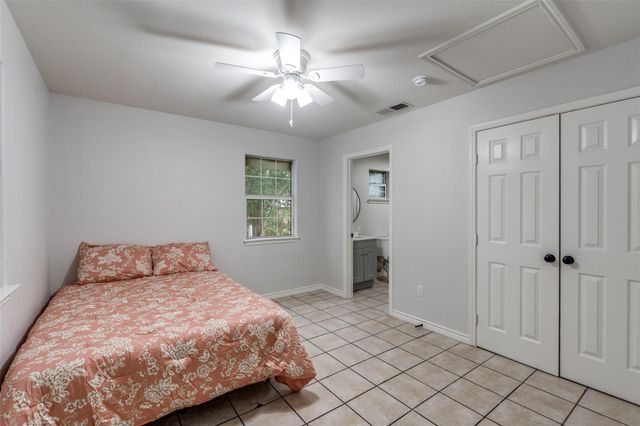 417 N Blanco ST, Lockhart, TX 78644
