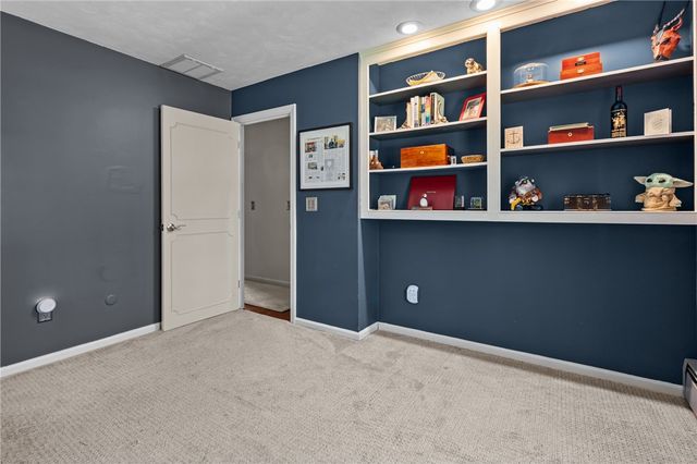 1340 Waterford Drive, East Greenwich, RI 02818