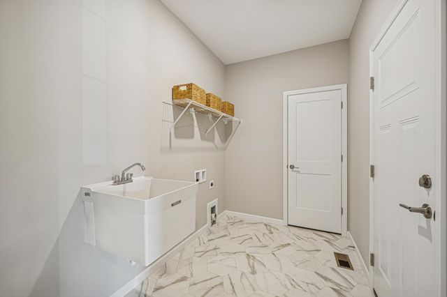 7804 Bridgewater Court, Greenfield, MN 55373