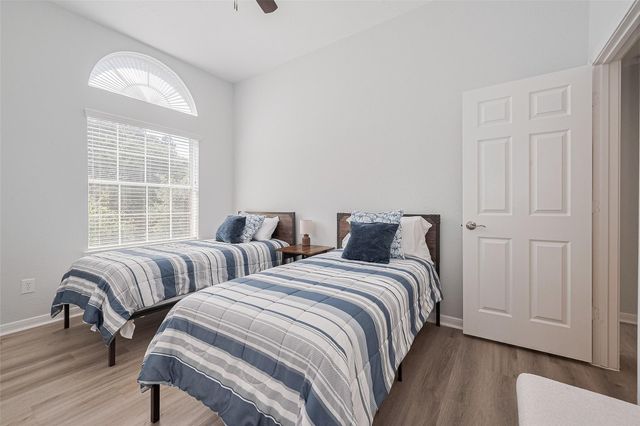 14 Sprite Woods Place, The Woodlands, TX 77382