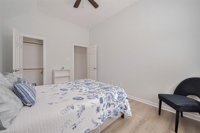 14 Sprite Woods Place, The Woodlands, TX 77382